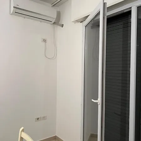 Apartment Bleta's House